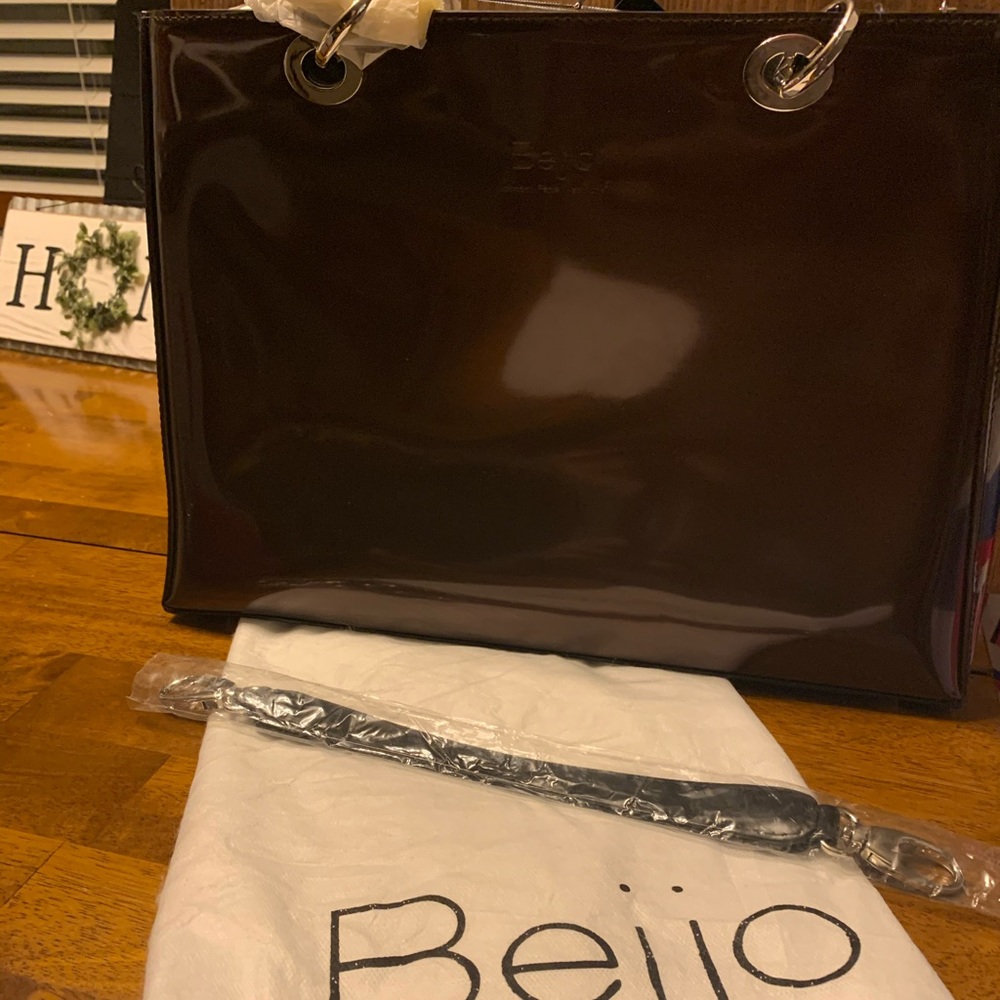 Beijo bag with duster - new with tags